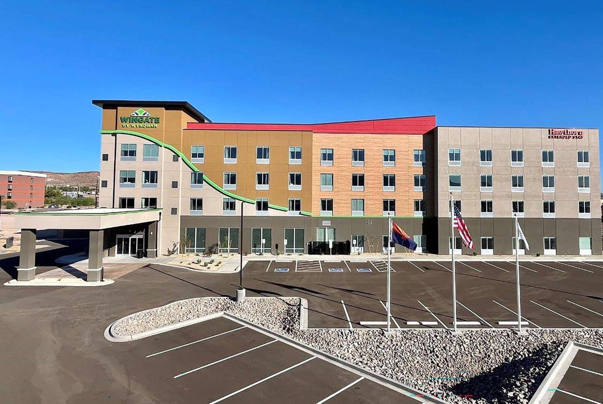 Hawthorn Extended Stay By Wyndham Kingman Exterior photo